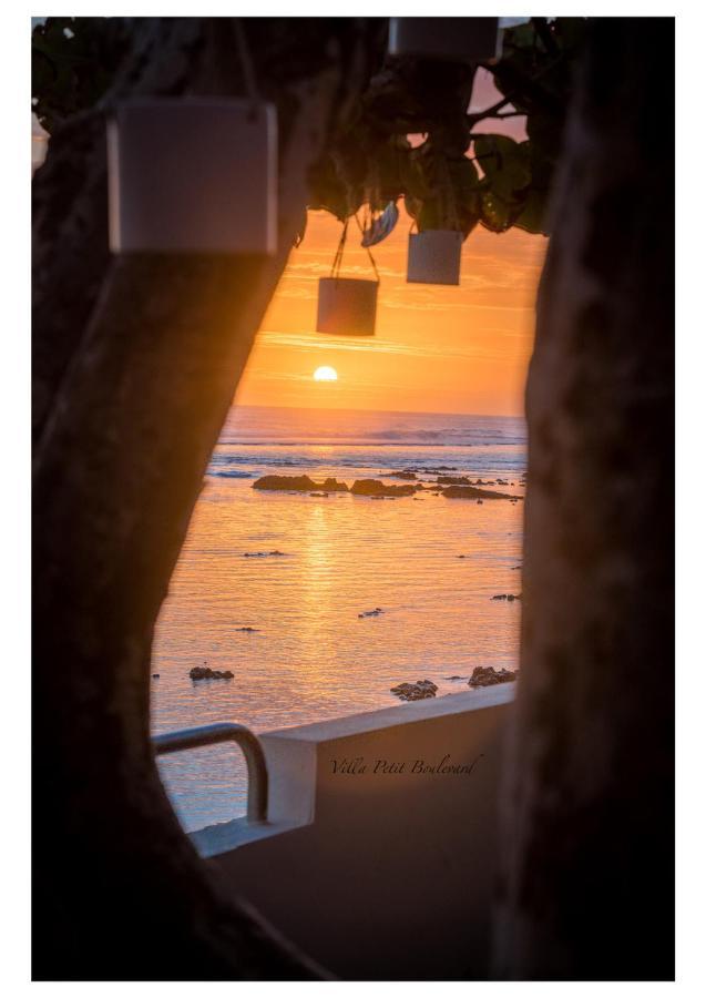 Villa Petit Boulevard De La Plage Saint Pierre Bagian luar foto
